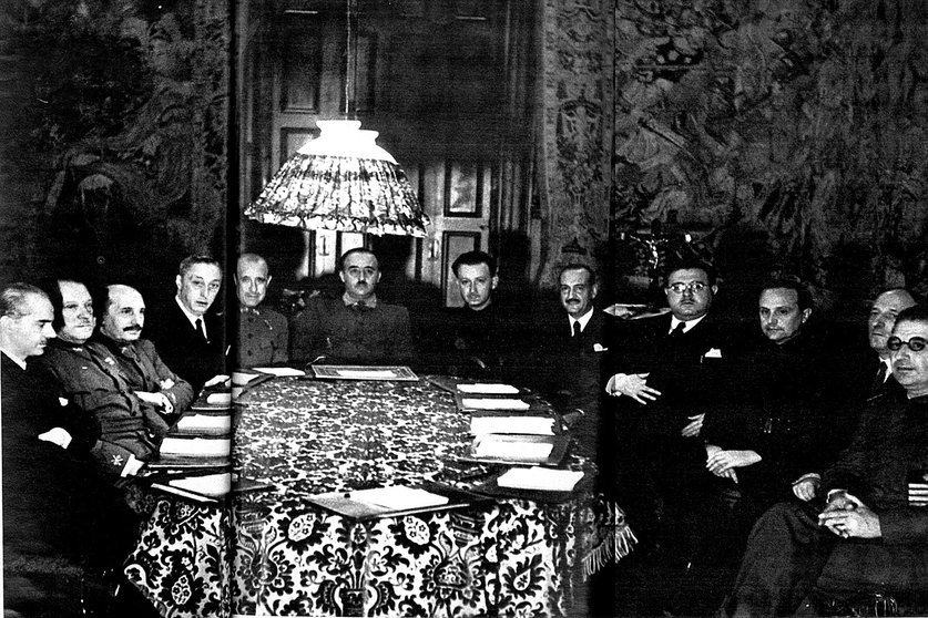 Primer gobierno de Franco.